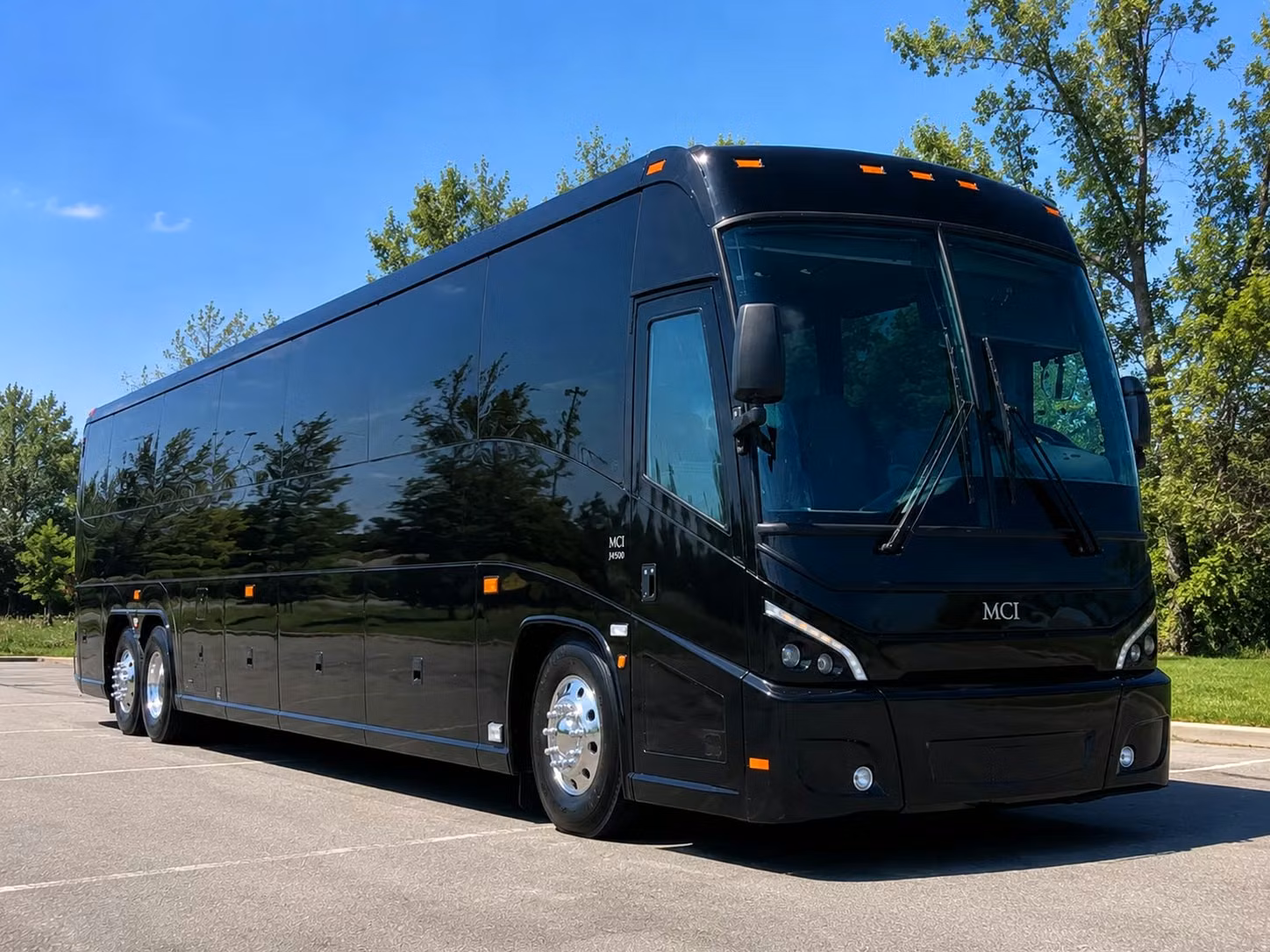 military heritage and jrotc field trip buses in fayetteville north carolina