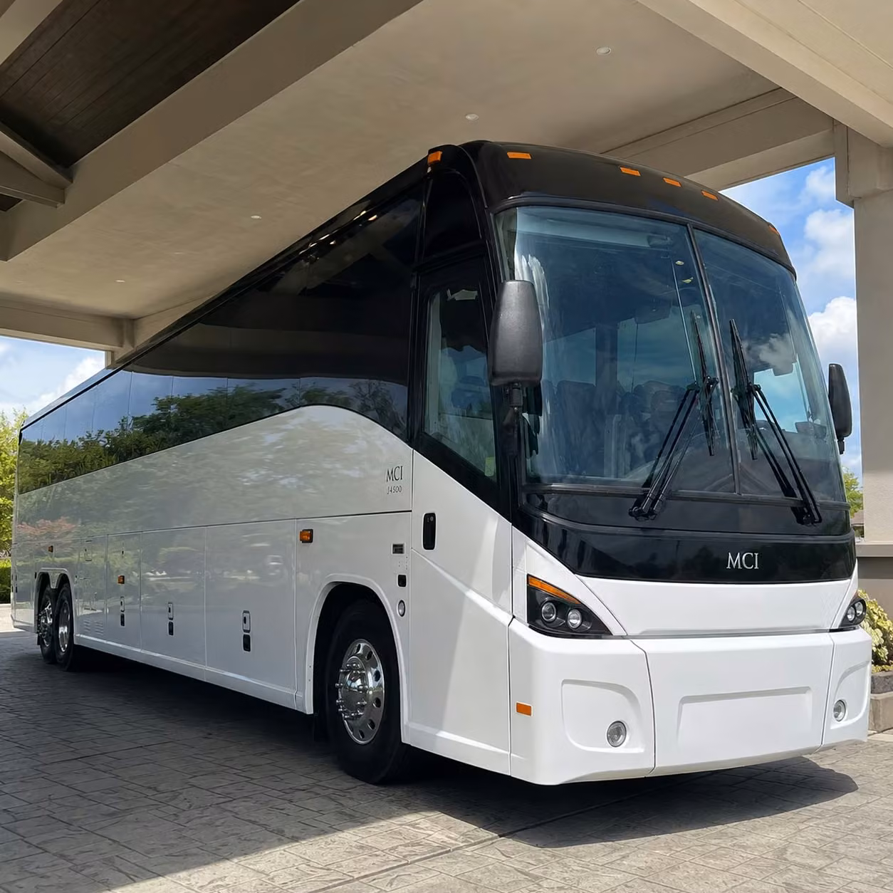 planning a corporate event or off site shuttle in fayetteville we ve got the bus for it